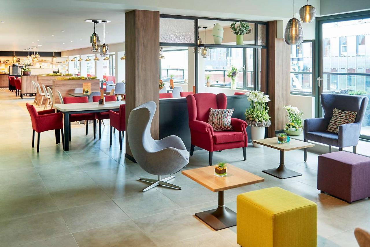 Park Inn By Radisson Άσσελτ Εξωτερικό φωτογραφία