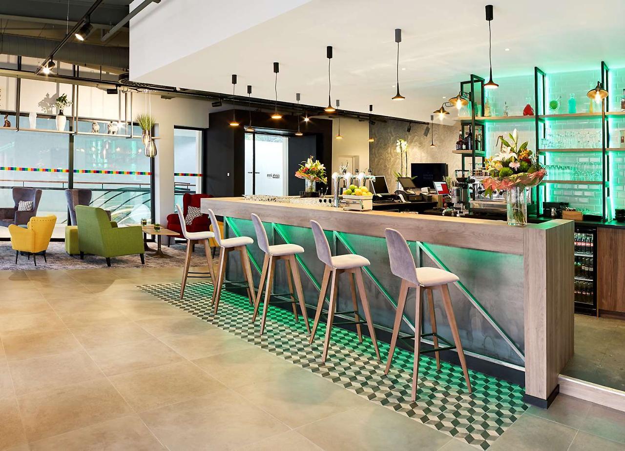 Park Inn By Radisson Άσσελτ Εξωτερικό φωτογραφία