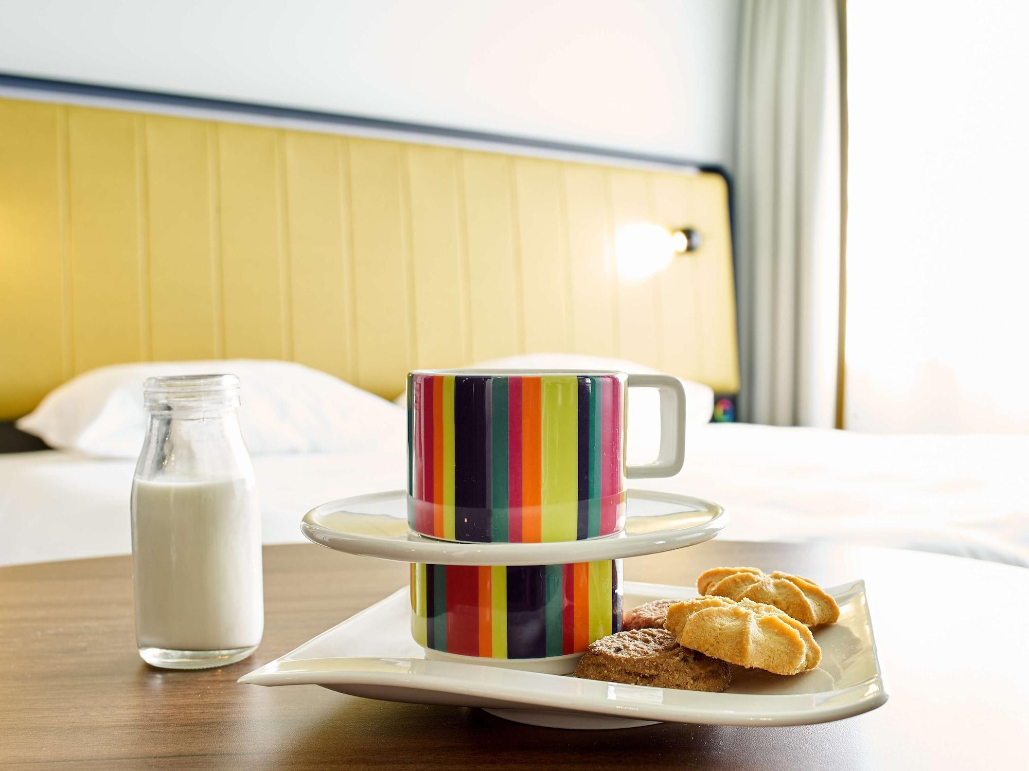 Park Inn By Radisson Άσσελτ Εξωτερικό φωτογραφία