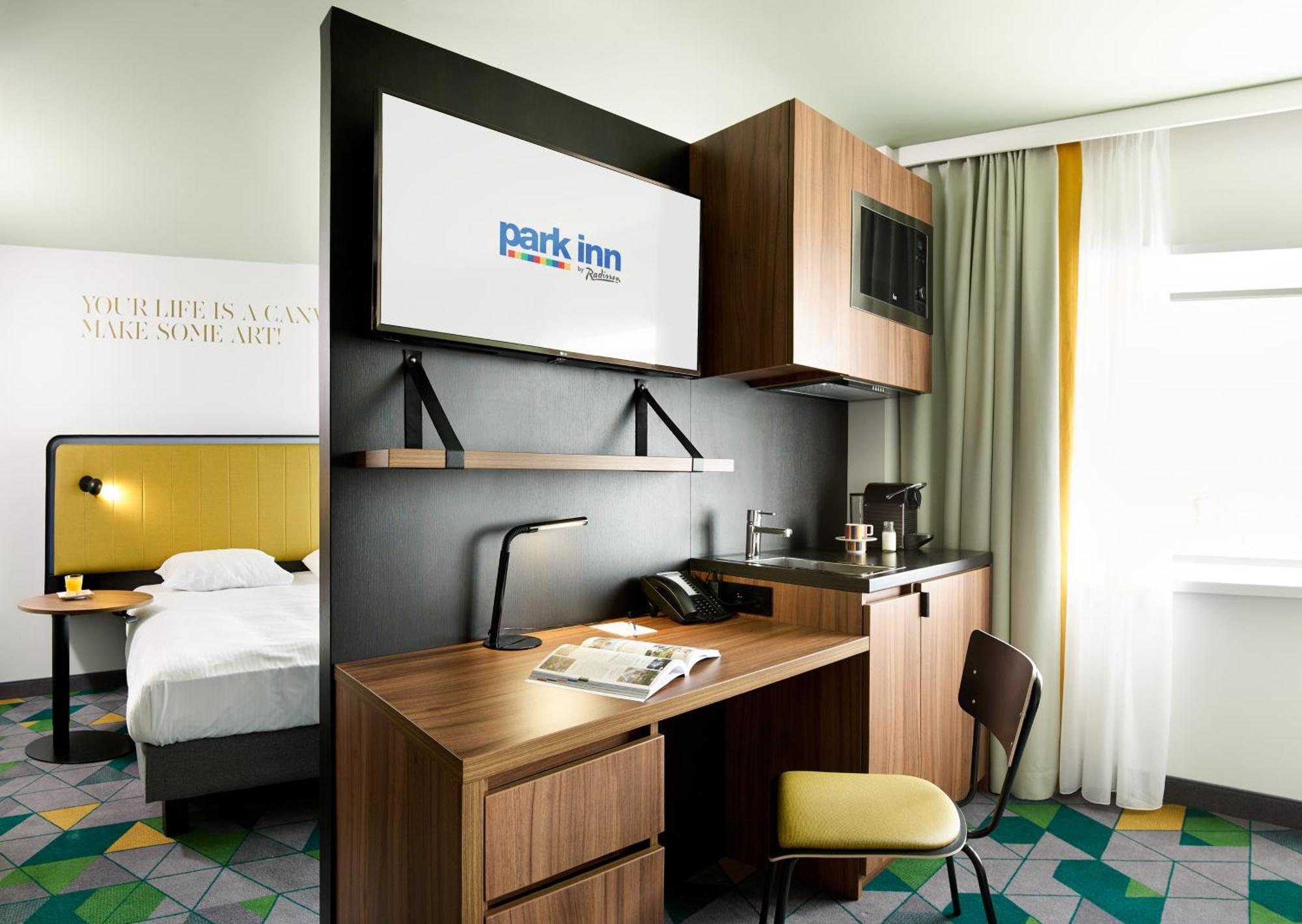 Park Inn By Radisson Άσσελτ Εξωτερικό φωτογραφία